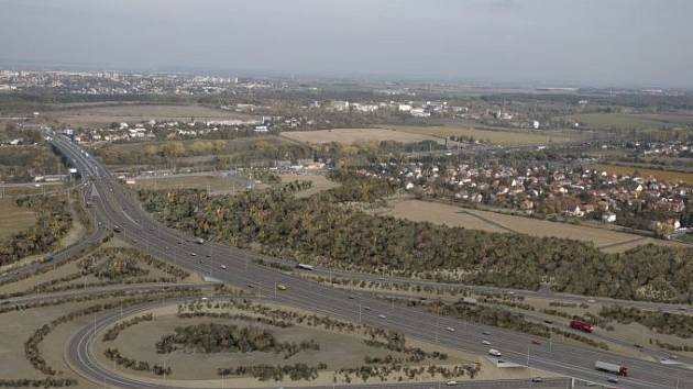Úsek 511 Pražského okruhu mezi Běchovicemi a dálnicí D1. Vizualizace z roku 2010.