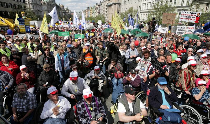 Demonstrace v Praze v sobotu 21.dubna na Václavském náměstí. 