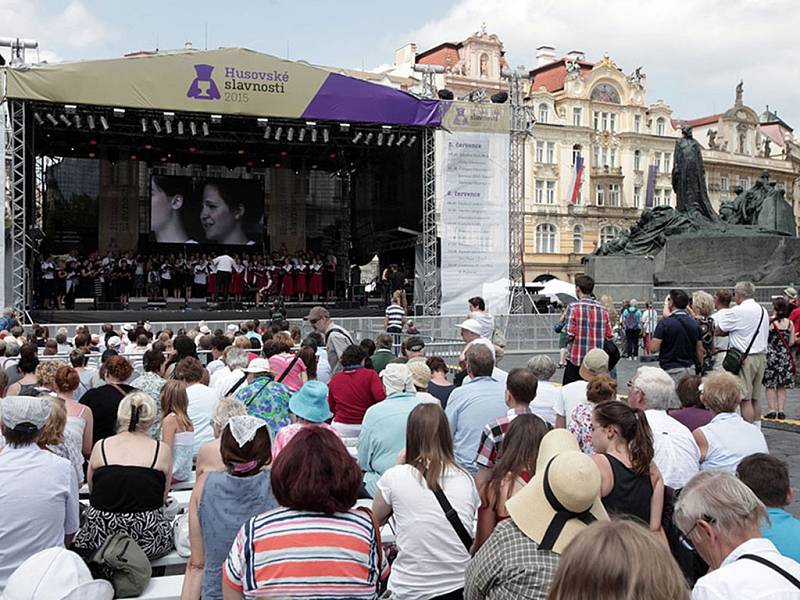 Husovské slavnosti 2015 na Staroměstském náměstí při příležitosti 600. výročí upálení mistra Jana Husa na kostnickém koncilu 6.července 1415.