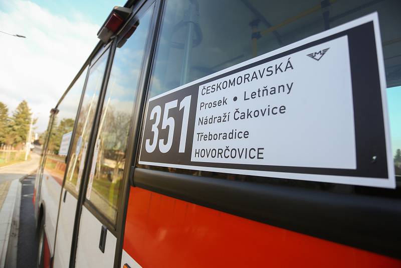 Z oslav třicátého výročí zrodu první příměstské linky vyrážející za hranice hlavního města v Hovorčovicích na Praze-východ.