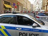 Pachatel v úterý 29. června 2021 zaútočil na úřadu práce v Bělehradské ulici v Praze 2, kde postřelil pracovnici. Ta později v nemocnici zemřela.