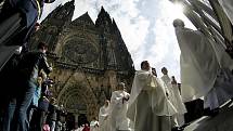 Dominik Duka byl v sobotu 10. dubna 2010 v chrámu sv. Víta v Praze slavnostně jmenován arcibiskupem pražským a primasem českým.