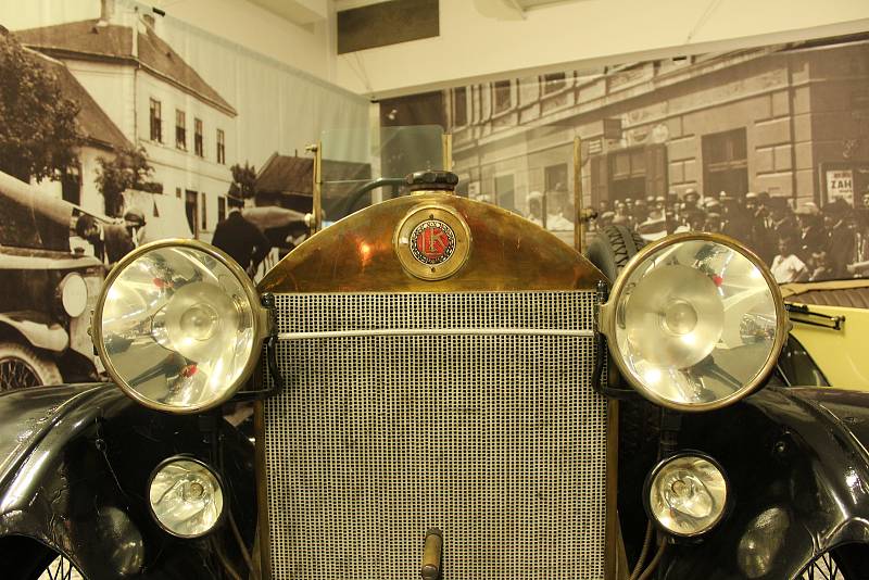 Z výstavy Vavříny s vůní benzínu v Národním technickém muzeu.