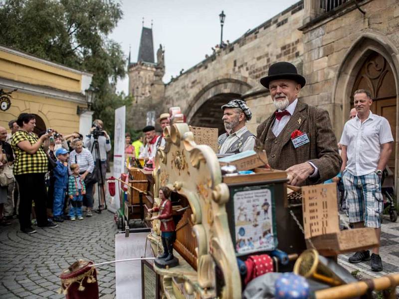 Festival flašinetářů. 