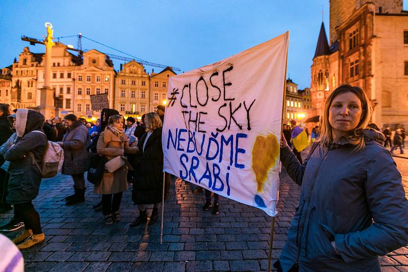 Z demonstrace Křídla pro Ukrajinu #WingsForUkraine, kterou uspořádala platforma Stojíme za Ukrajinou na Staroměstském náměstí v Praze 15. března 2022.