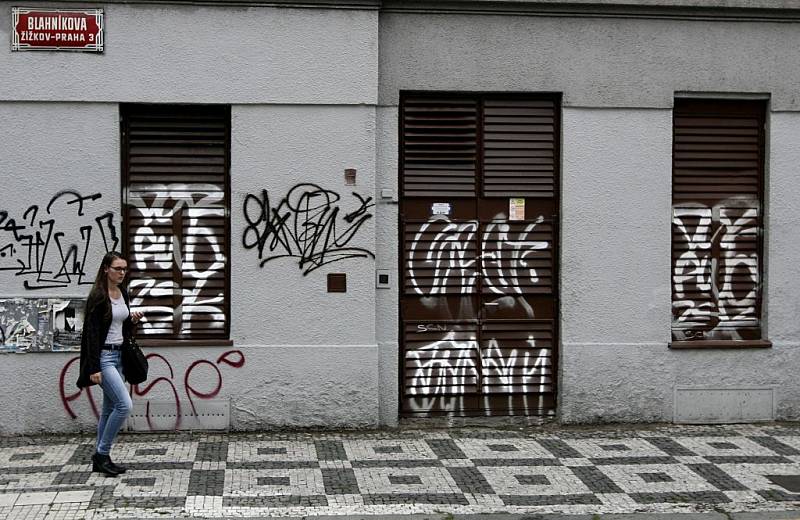 Graffiti v Praze 3.