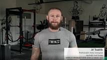 EXTERNÍ VIDEO >>> Zdroj: B. Braun >>> Strongman Jiří Tkadlčík, který je ambasadorem české části Světového dne ledvin