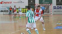 Z futsalového derby v první lize Slavia - Bohemians (3:1).