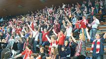 Z futsalového derby v první lize Slavia - Bohemians (3:1).