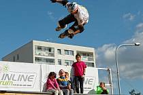 HABROVÁ STREET. Exhibice předních českých jezdců  na inline, skateboardu, bmx a koloběžkách.