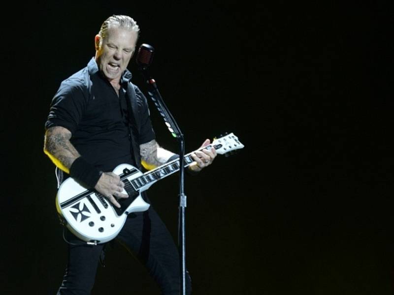 James Hetfield z americké metalové skupiny Metallica, která vystoupila v úterý 8. července 2014 v Praze na festivalu Aerodrome.