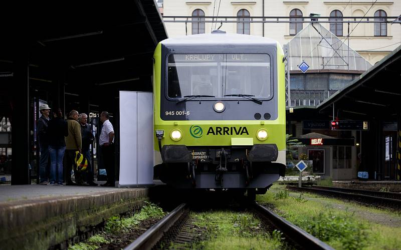 Společnost Arriva vlaky zahájila 23. září zkušební provoz na trase Praha-Masarykovo nádraží – Kralupy nad Vltavou