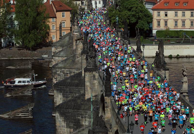 Volkswagen Maraton 2016 v Praze 8. května.