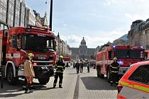 Spanilá jízda pražských hasičů při příležitosti 170. výročí rozhodnutí pražských radních o zřízení profesionálního sboru hasičů.