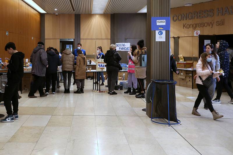 Z tiskové konference k aktuální situaci v provozu metropolitního asistenčního centra pomoci Ukrajině.