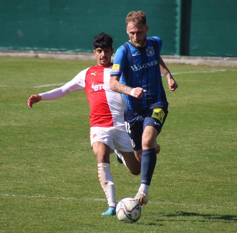 Béčko Slavie remizovalo na domácím trávníku s Domažlicemi 1:1.