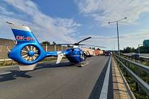 Vážná nehoda čtyř nákladních a jednoho osobního auta na Pražském okruhu komplikuje dopravu.