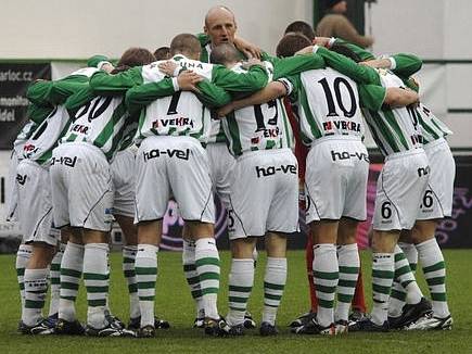 Fotbalistům Bohemians 1905 půjde v Mostu o další prvoligové bytí či nebytí.