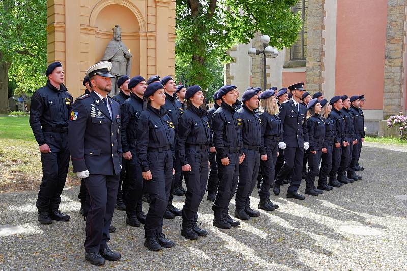 Ze slavnostního slibu nových příslušníků středočeské policie na nádvoří Muzea Policie ČR v Praze.