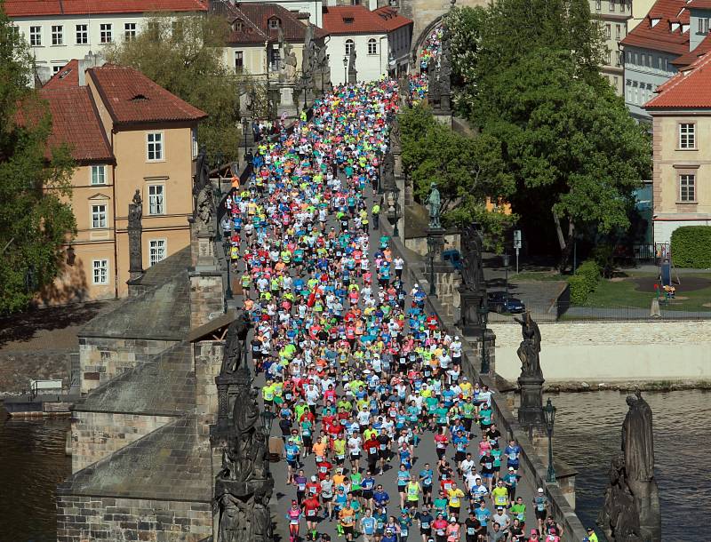 Volkswagen Maraton 2016 v Praze 8. května.