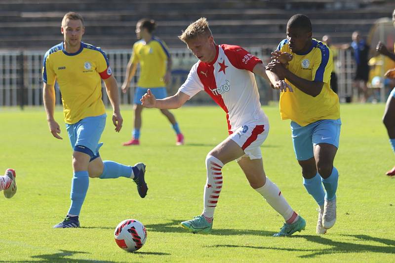 Rezerva Slavie vyhrála předehrávku 30. kola na hřišti rakovnického SK 2:0.