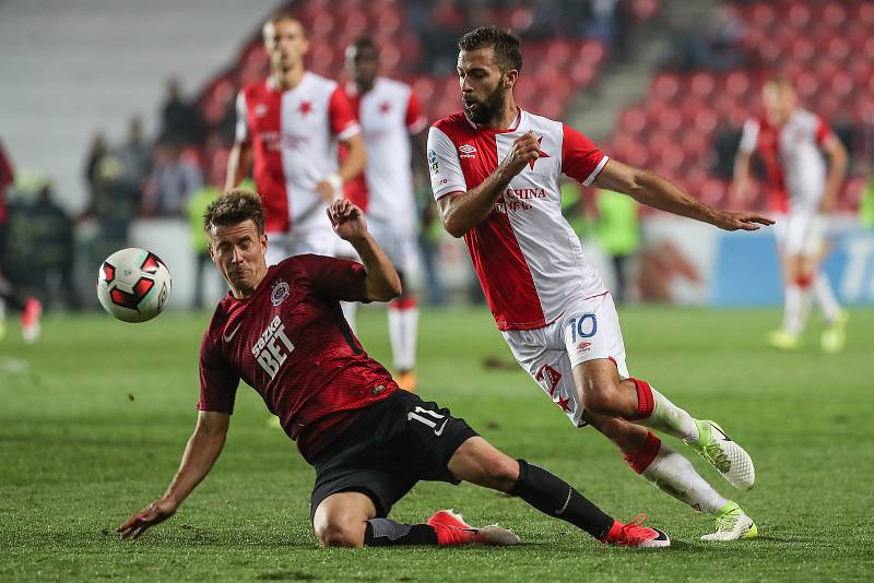 Zápas 7. kola Het ligy mezi Sparta Praha a Slavia Praha, hraný 17. září v Praze. Josef Hušbauer, Lukáš Mareček