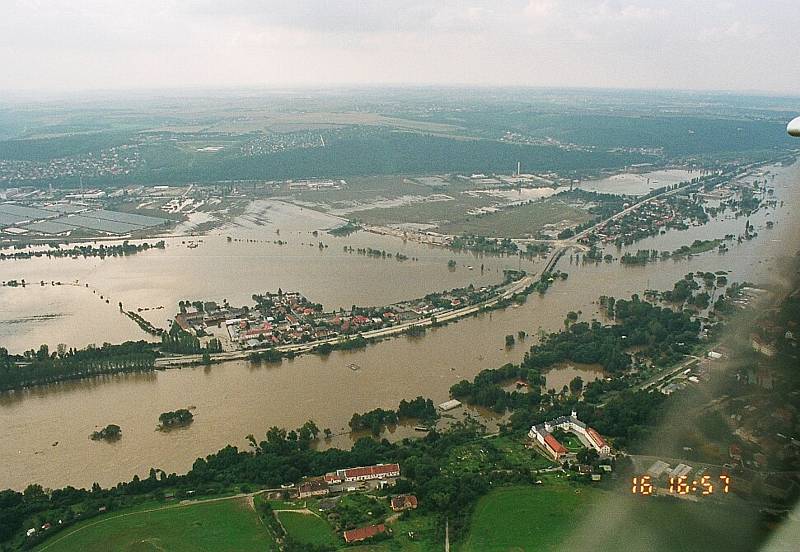 Ničivá povodeň před dvaceti lety – v roce 2002, Lahovice - Vltava a Berounka