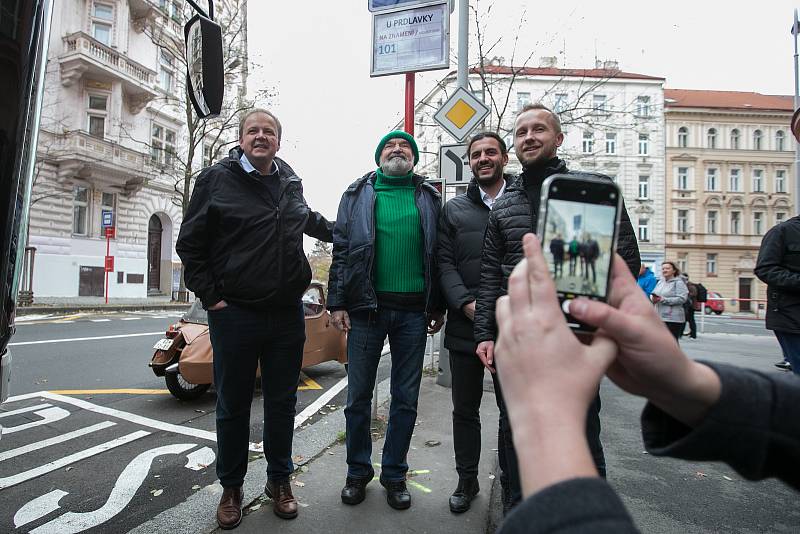 Odhalení nové autobusové zastávky U Prdlavky.