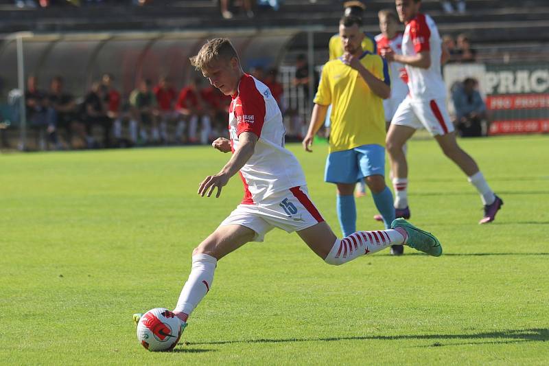 Rezerva Slavie vyhrála předehrávku 30. kola na hřišti rakovnického SK 2:0.