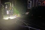 Milionová škoda po požáru rodinného domu v Mnichovicích.