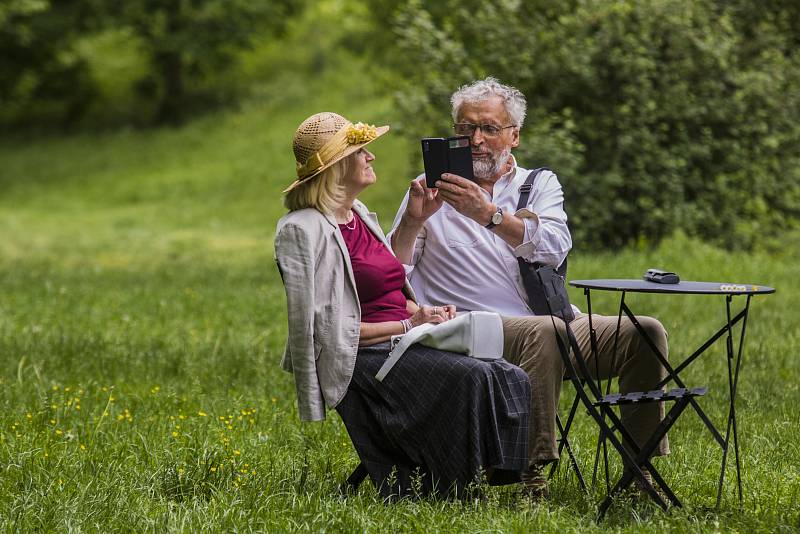 Promenádní koncert v parku Jezerka.