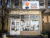 Autonomní sociální centrum Klinika na Žižkově v Praze.