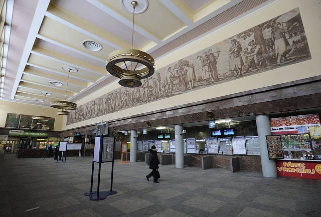 Rekonstrukce haly Smíchovského nádraží začne v roce 2019, následovat bude oprava nástupišť