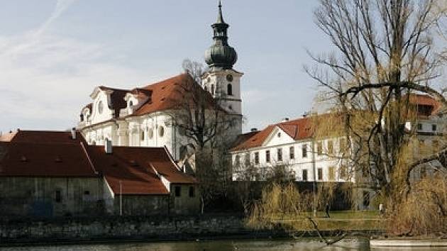 Naruší plánováná výstavba Centra Vypich dominantu Břevnovského kláštera?