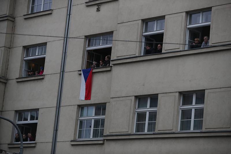 Slavnostní přehlídka u příležitosti oslav 100 let od založení Československa.