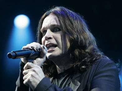 Rockový černokněžník Ozzy Osbourne zatopí pod kotlem v Sazka Areně.