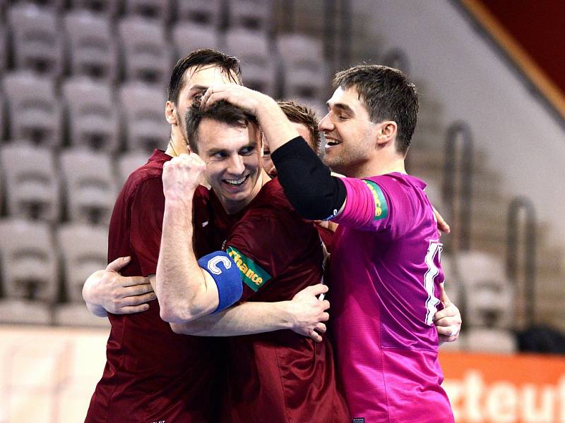 IV. zápas čtvrtfinále play off Chance futsal ligy: AC Sparta Praha - Nejzbach Vysoké Mýto 3:2 (2:1), 26. dubna 2016.