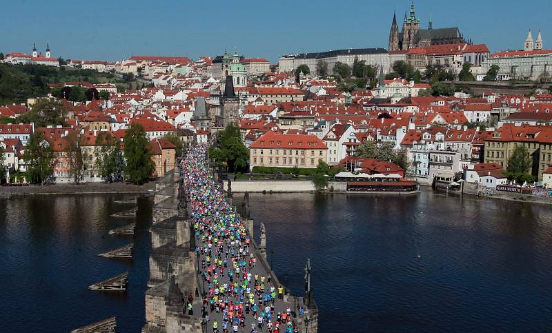 Volkswagen Maraton 2016 v Praze 8. května.