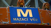 Mazací tramvaj. 