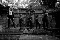 Kreas pořádají jednodenní festival old school deathmetalové hudby s názvem Tones of Decay. Na snímku kapela Sněť.