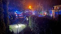 Milionová škoda po požáru rodinného domu v Mnichovicích.