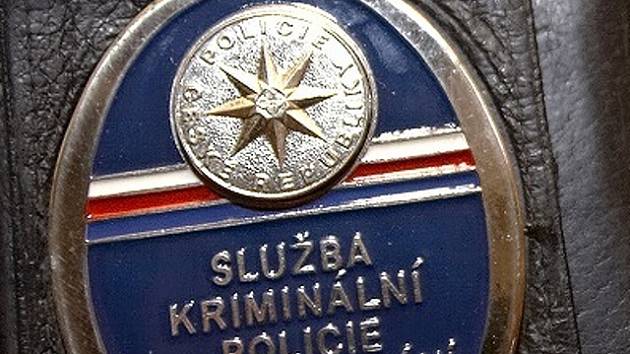 Kradený policejní odznak dopravní přestupky nezahladil - Pražský deník