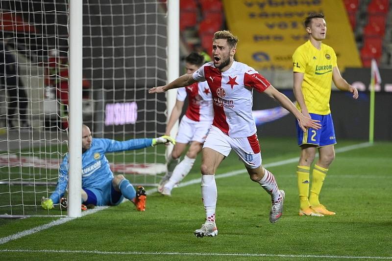 Král střelců. Slávista Jan Kuchta vstřelil Zlínu svůj třináctý gól sezony.