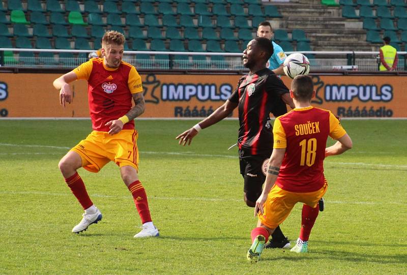 Dukla v druholigovém pražském derby na Julisce porazila Žižkov 3:1.