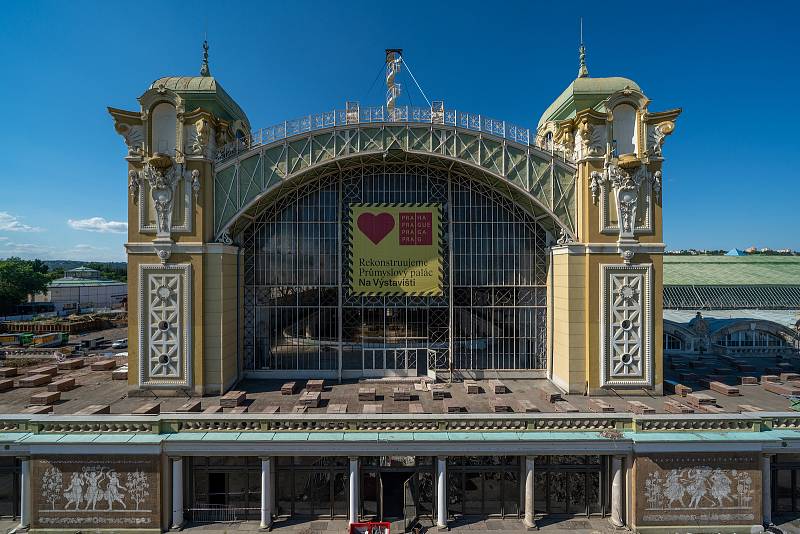 Rekonstrukce Průmyslového paláce.