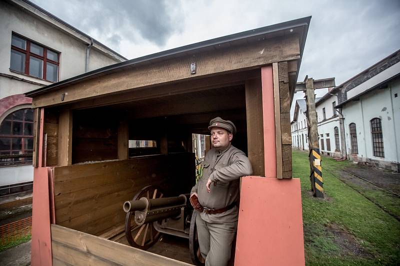 legionářské muzeum na kolejích je od 2. srpna přístupné v areálu budoucího Železničního muzea Národního technického muzea.