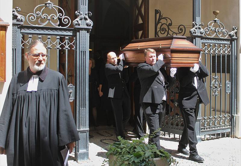 Pohřeb Věslava Michalika v Praze.