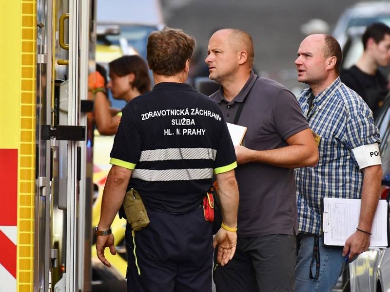 V Praze na Břevnově bylo nalezeno ubodané dítě, policisté zadrželi jeho matku.