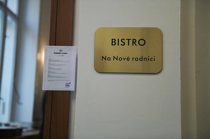 Na magistrátu otevřeli nové bistro.