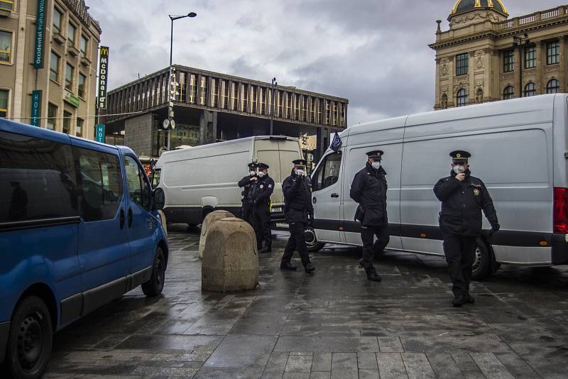 Demonstrace proti povinné vakcinaci, Praha 9. ledna 2022.